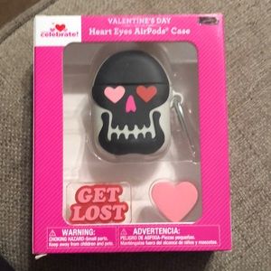 NIB heart eyes air pod case